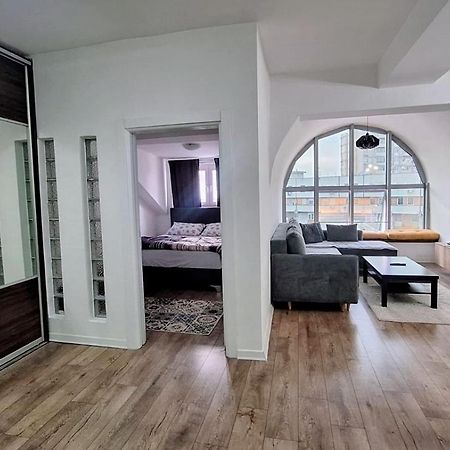 Skopje City Centar Apartment Near Marriott Екстер'єр фото